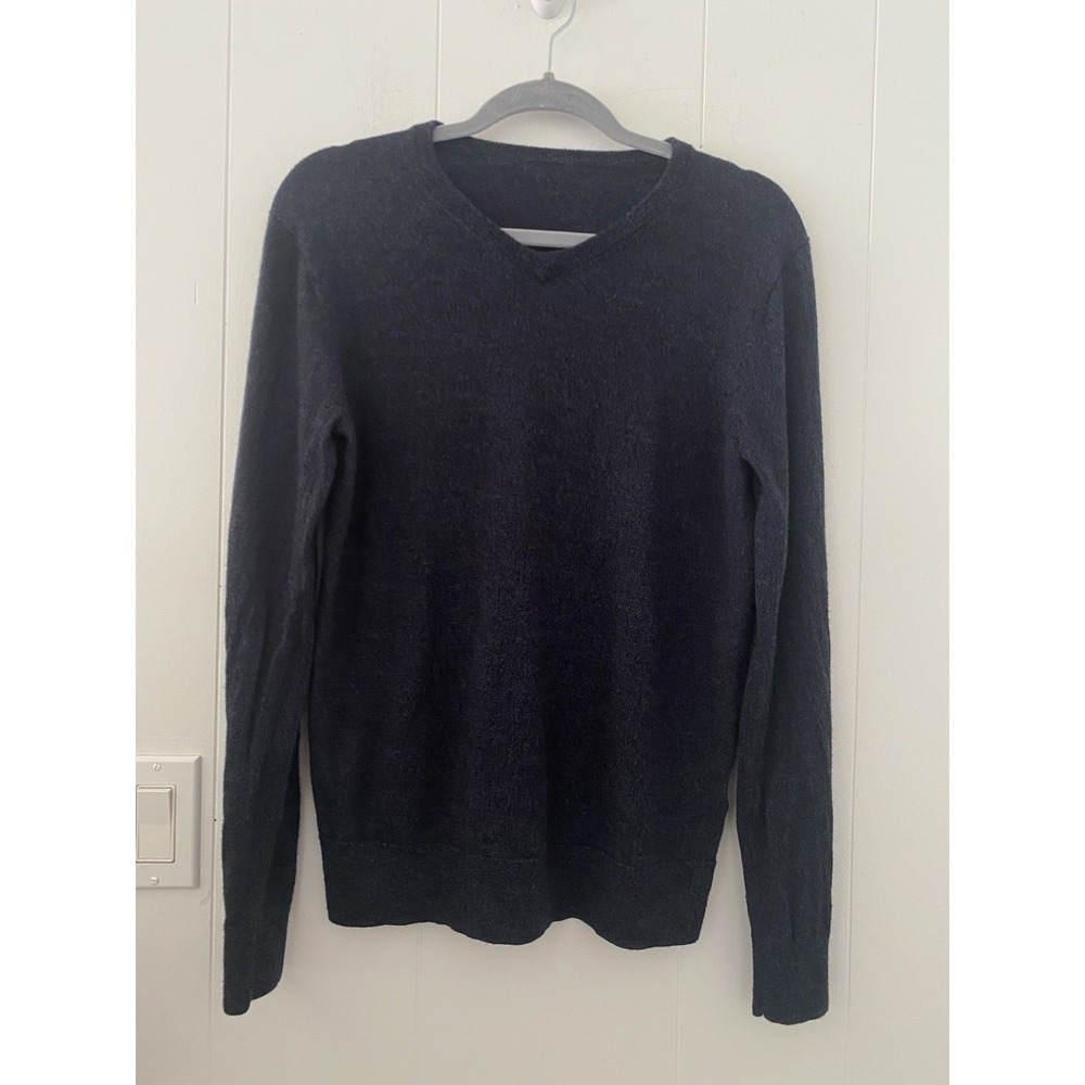 Artefact Men's 100% Merino Wool V-Neck Sweater Navy Blue Size M